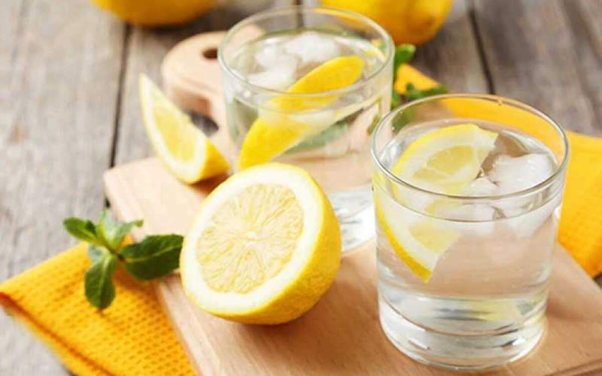 این نوع نوشیدنی بیشتر از چای و قهوه بر دندان‌ها آسیب وارد می‌کند
