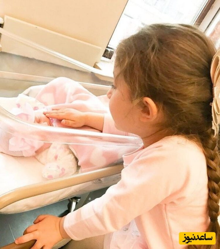عکس | تصویری از به دنیا آمدن فرزند شاهرخ استخری در بیمارستان!