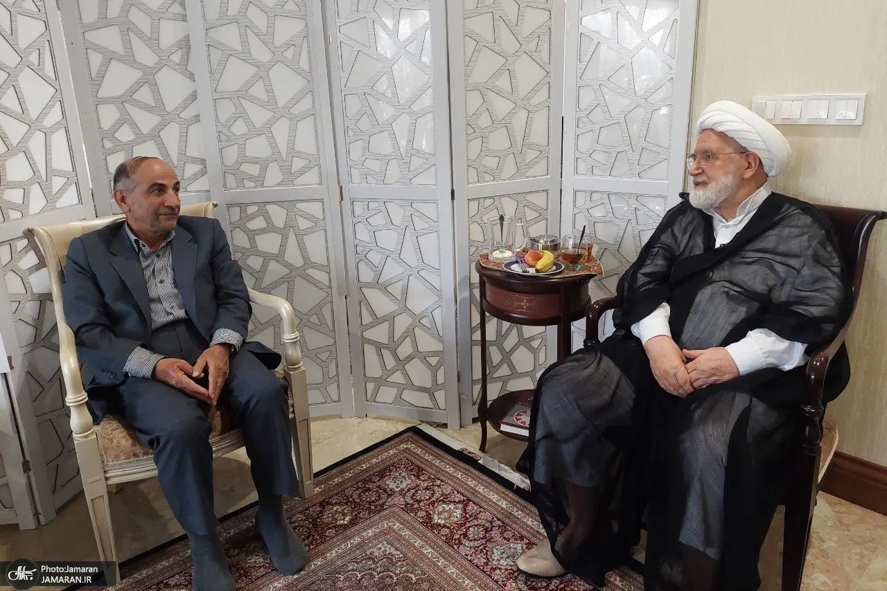 عکس | تصاویر جلسه کروبی در حصرخانگی سوژه کاربران شد!