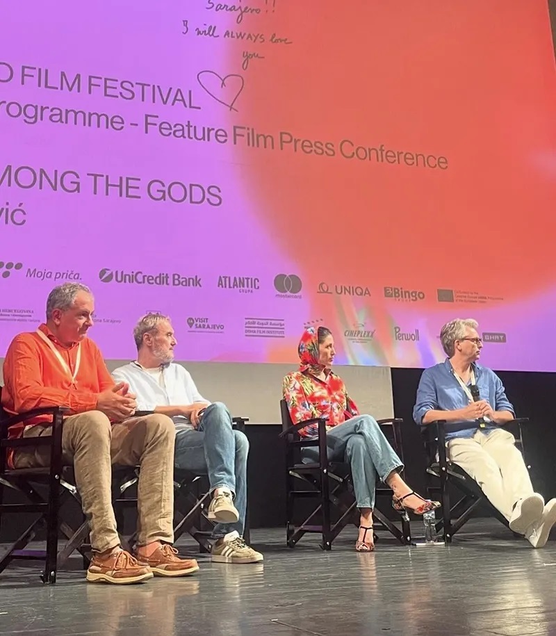 عکس | فرشته حسینی با این استایل و چهره در فستیوال فیلم در خارج ظاهر شد!