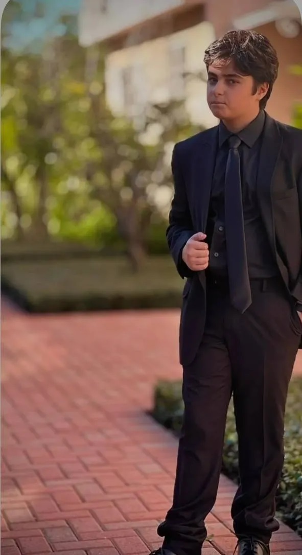 عکس | شباهت عجیب و خیره کننده پسر شهاب حسینی به پدرش! عکس | شباهت عجیب و خیره کننده پسر شهاب حسینی به پدرش!