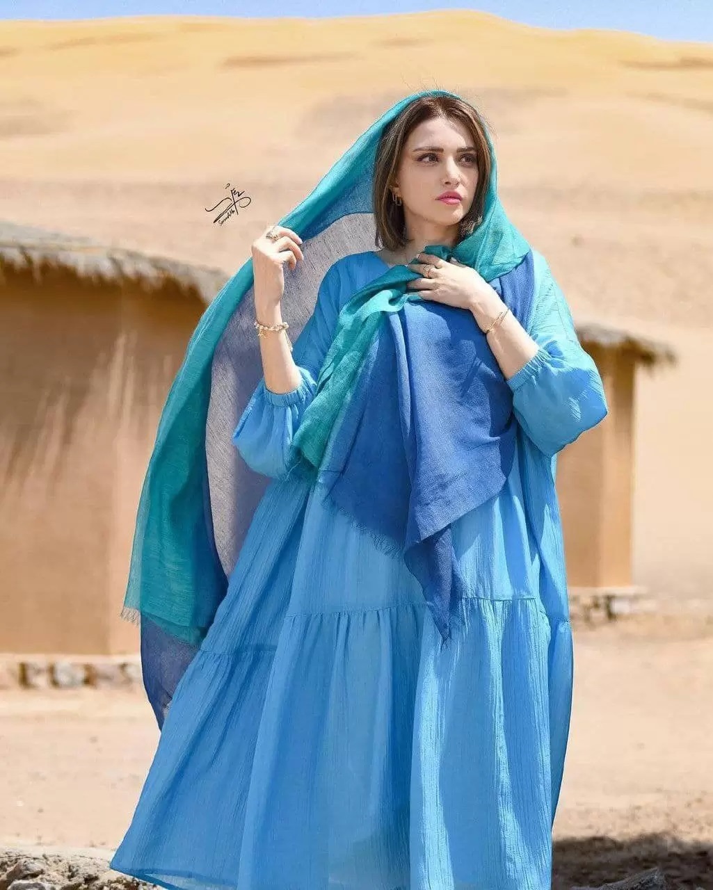 عکس | شترسواری و عکس‌های ژورنالی بهنوش طباطبایی خیره کننده است!