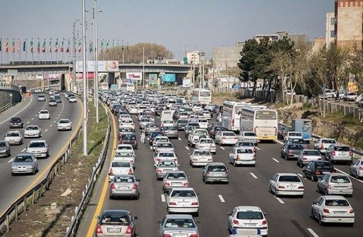آخرین وضعیت ترافیکی در آزادراه تهران- شمال | ترافیک صبحگاهی سنگین در این آزادراه