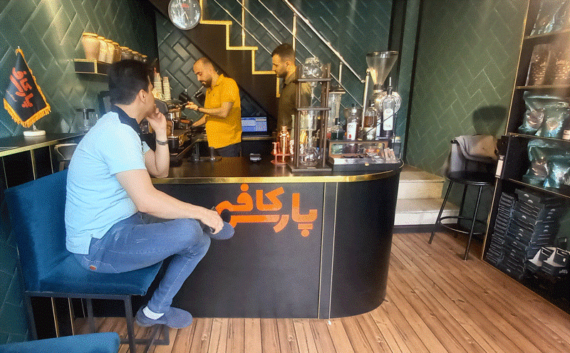 ورود به دنیای حرفهای قهوهسازی با آموزش باریستا و مدرک بینالمللی در ایران ورود به دنیای حرفهای قهوهسازی با آموزش باریستا و مدرک بینالمللی در ایران