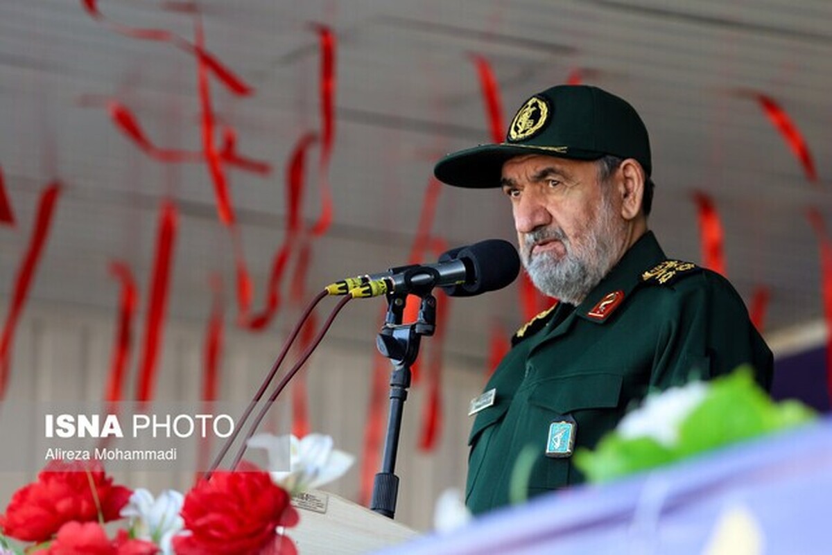 محسن رضایی: سوریه، عراق و ایران هرچه زودتر تصمیم بگیرند