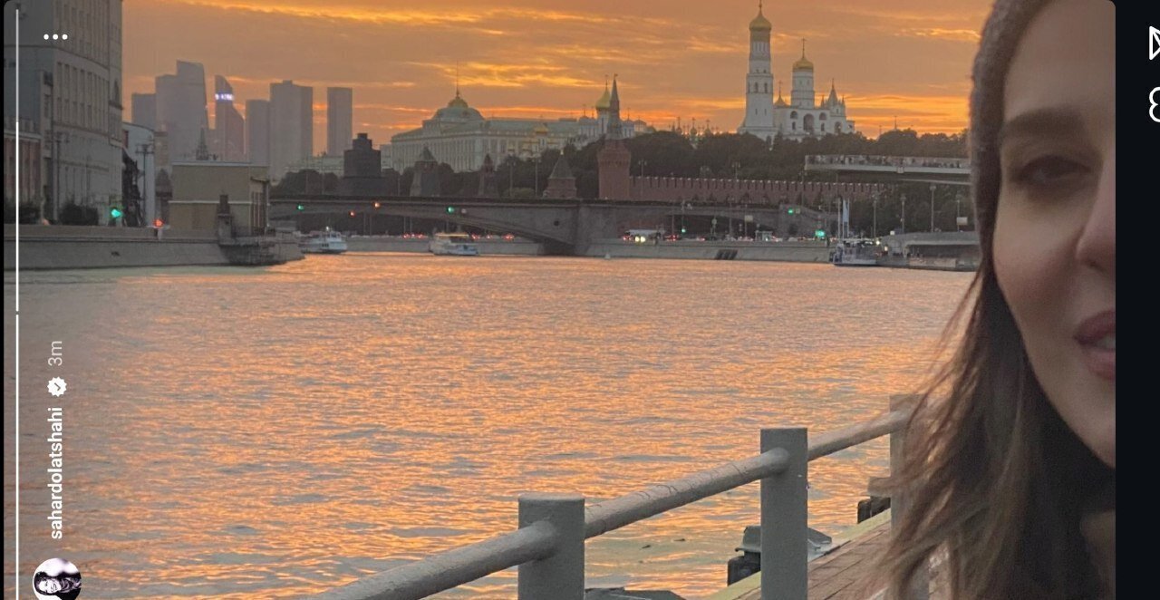 عکس | استایل جذاب سحر دولتشاهی در سفر به روسیه جلب توجه کرد! عکس | استایل جذاب سحر دولتشاهی در سفر به روسیه جلب توجه کرد!