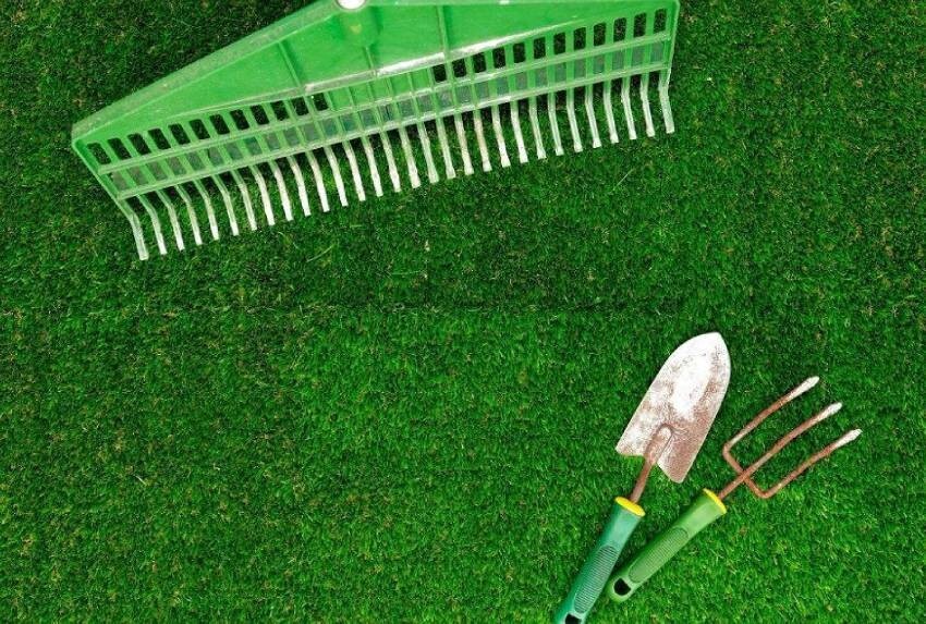ترفندهای نگهداری از چمن مصنوعی و افزایش عمر مفید آن نحوه تمیز کردن چمن مصنوعی