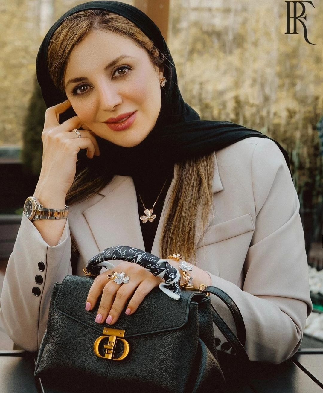 عکس | تصاویر این خانم بازیگر با مدلها مو نمیزند! عکس | تصاویر این خانم بازیگر با مدلها مو نمیزند!