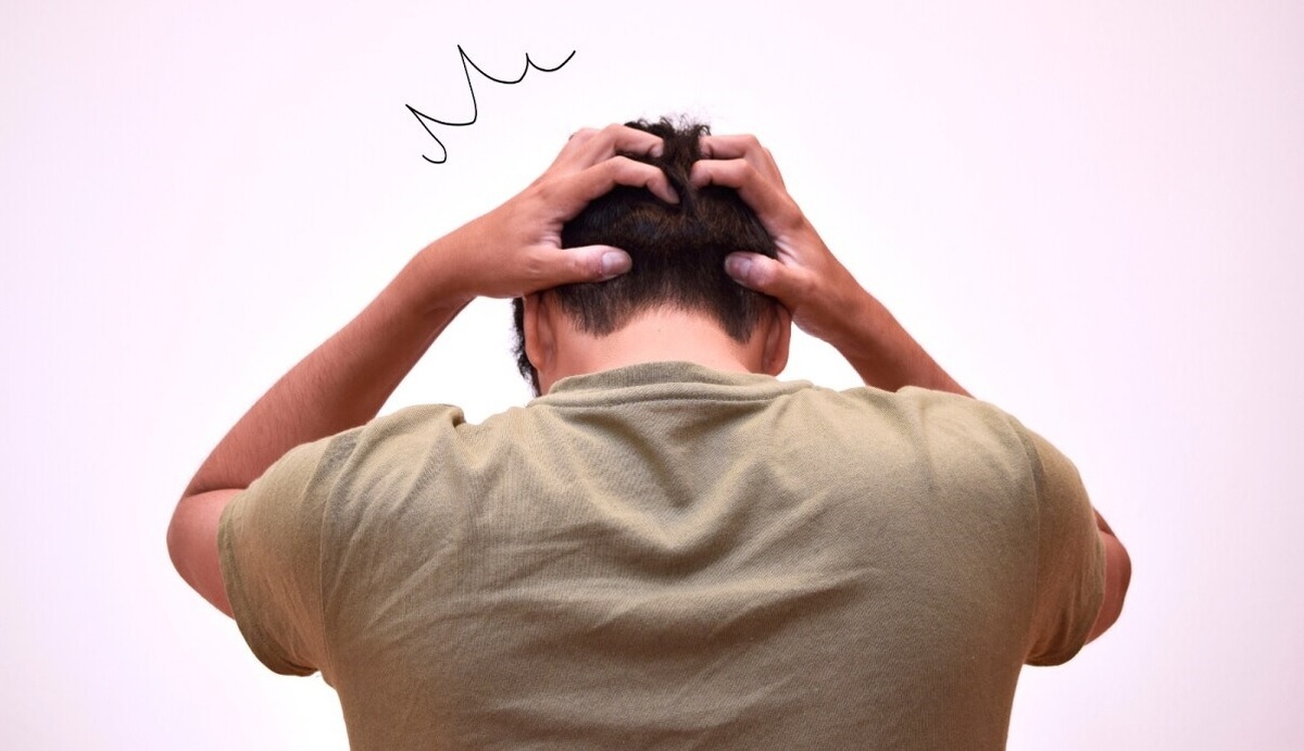 چرا پوست سر درد می‌گیرد؟