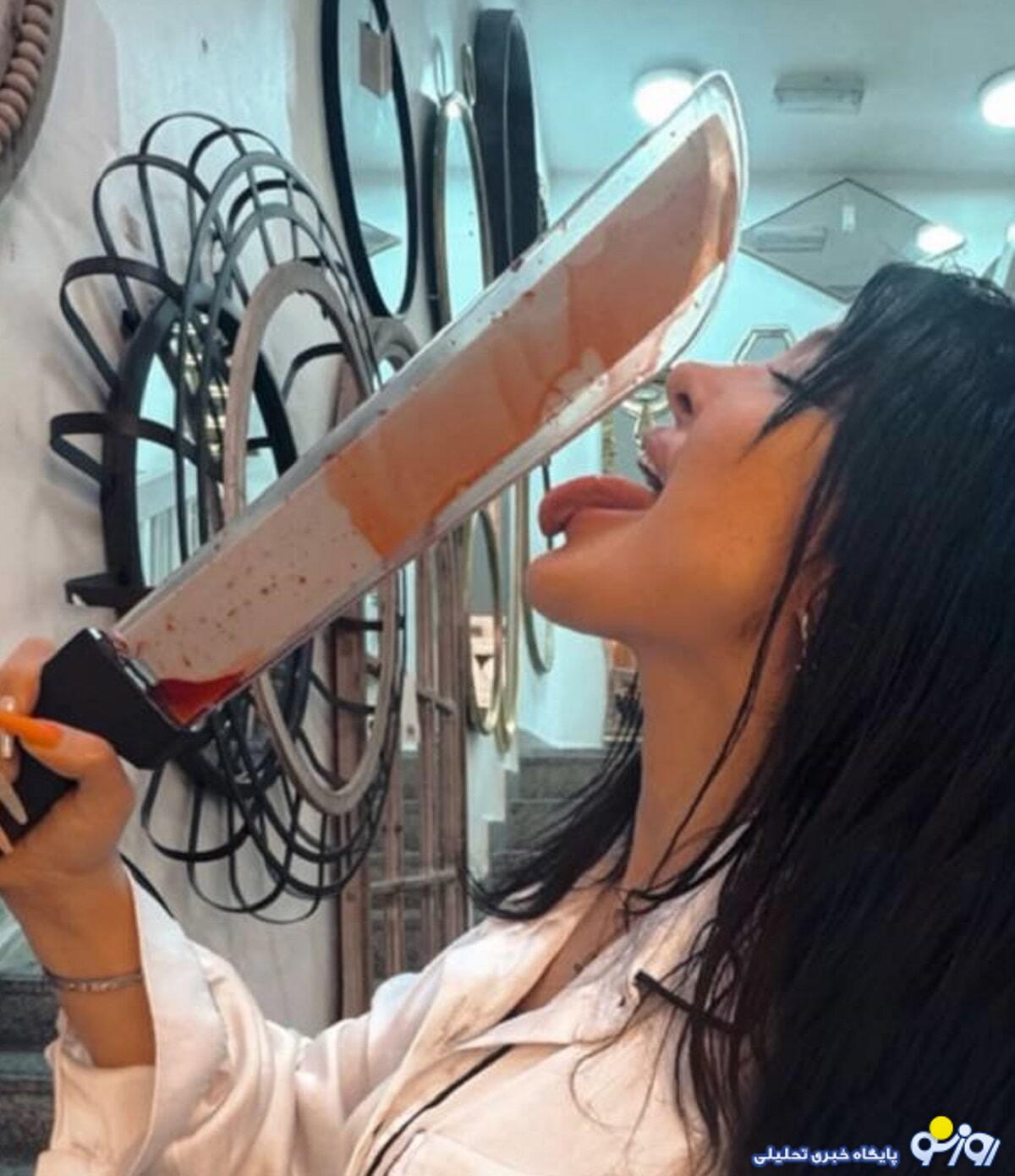 عکس | همسر این فوتبالیست باز هم با این عکس جنجال به پا کرد! عکس | همسر این فوتبالیست باز هم با این عکس جنجال به پا کرد!