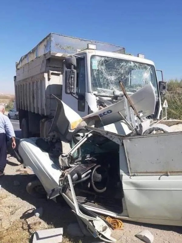 عکس | باورتان میشود این تصادف مرگ و میر نداشته باشد؟! عکس | باورتان میشود این تصادف مرگ و میر نداشته باشد؟!