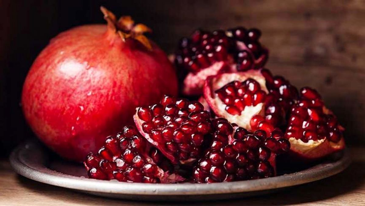 پیشگیری از سرطان با مصرف یک میوه قرمز پاییزی