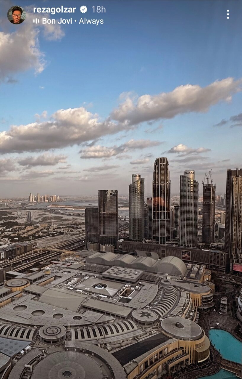 عکس | محمدرضا گلزار عکسی از خودش در بالای یک برج استوری کرد!