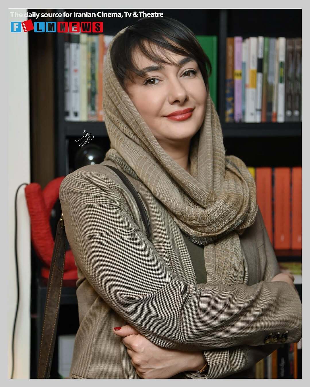 عکس | اولین حضور هانیه توسلی بعد از رفع ممنوع الکاری در جمع هنرمندان! عکس | اولین حضور هانیه توسلی بعد از رفع ممنوع الکاری در جمع هنرمندان!