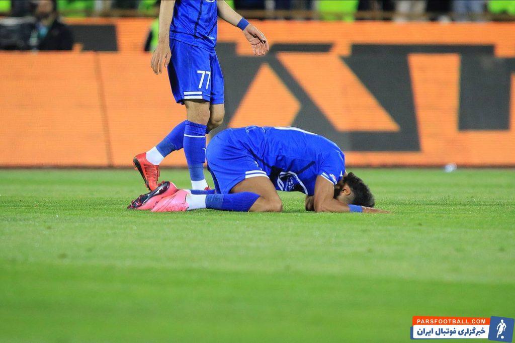 عکس | حرکت جنجالی رامین رضاییان پس از تساوی تلخ استقلال مقابل خیبر