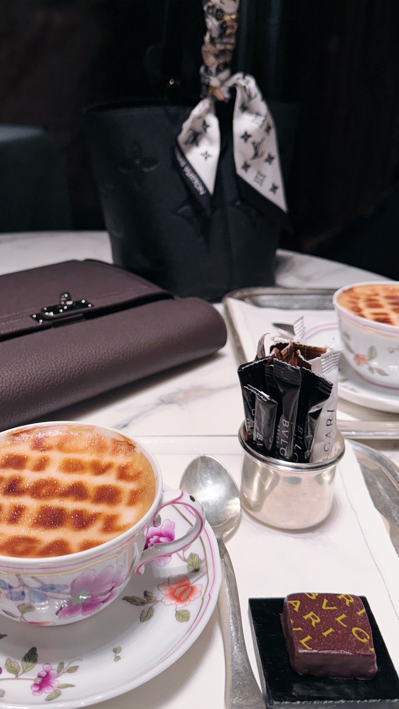 عکس | رضا گلزار با همسرش در روز تولدش قرار عاشقانه گذاشت! عکس | رضا گلزار با همسرش در روز تولدش قرار عاشقانه گذاشت!