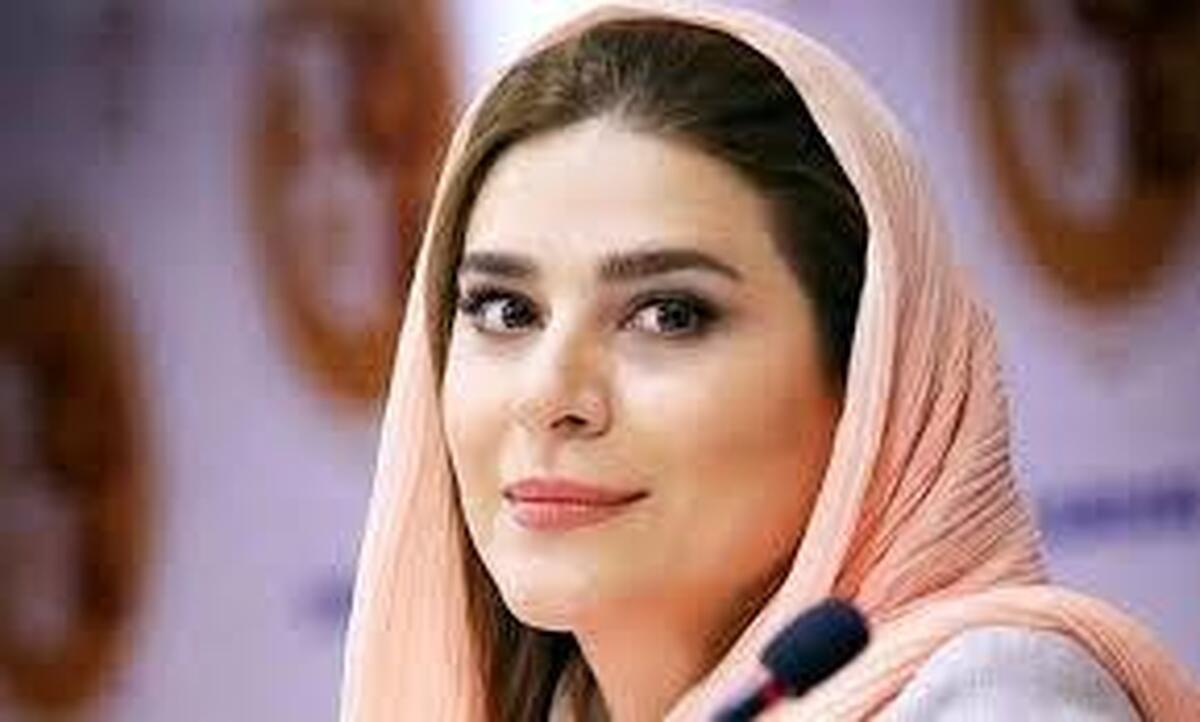 عکس | خوشگذرانی سحر دولتشاهی در کافه‌های ویتنام!