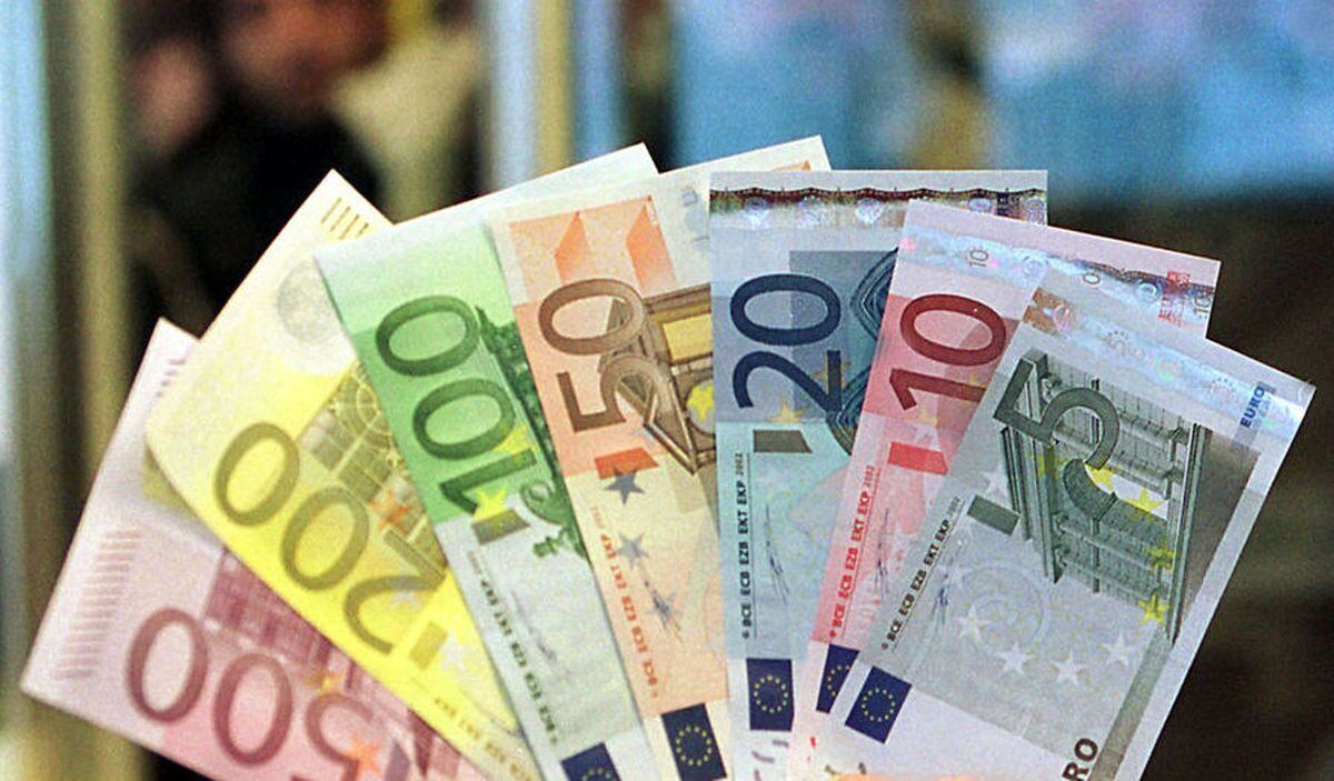 قیمت دلار و یورو در صرافی ملی امروز شنبه ۱۶ فروردین ۱۴۰۴