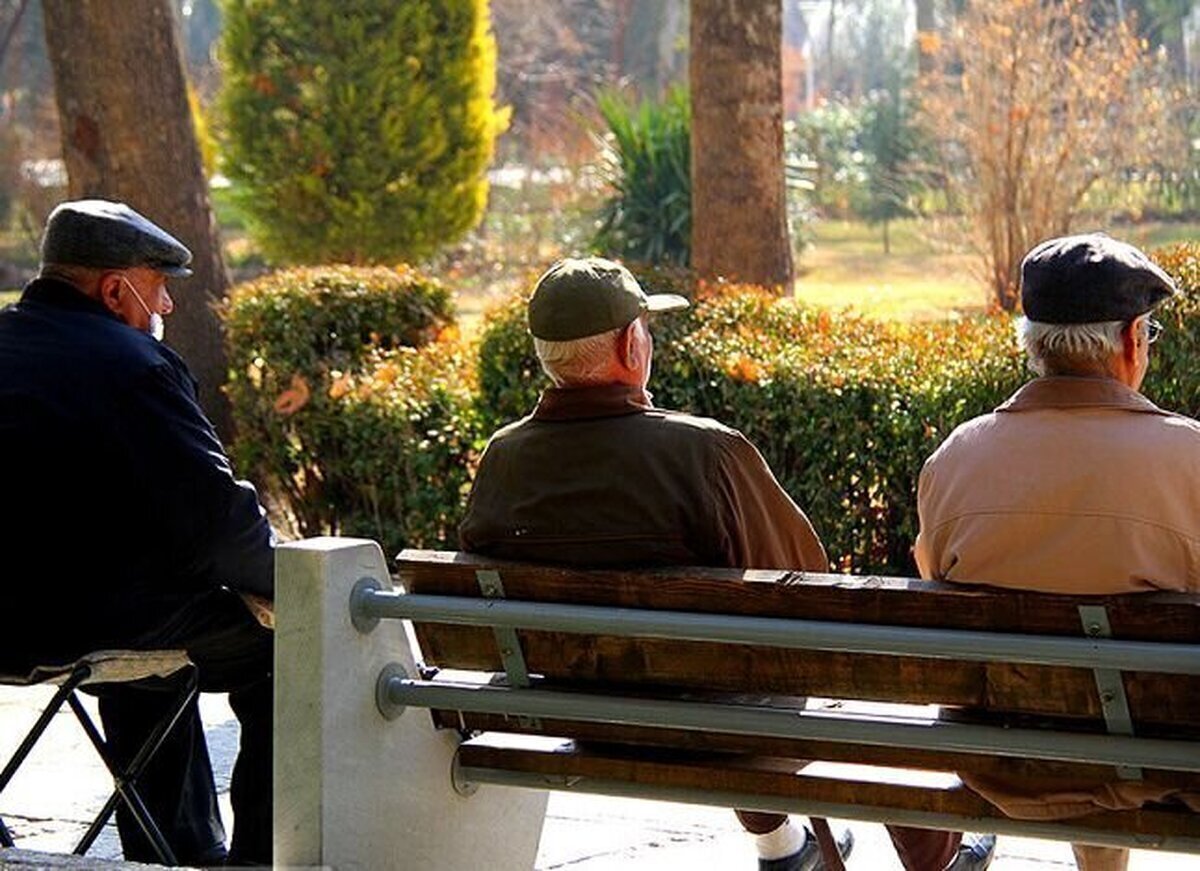 افزایش ۱۰۰ هزارتومانی حکمت کارت بازنشستگان بعد از یکسال!