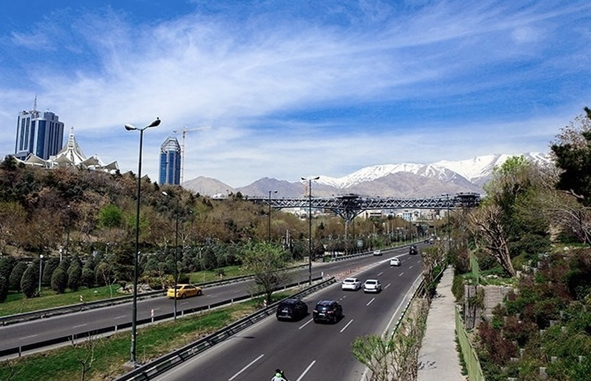 کیفیت هوای تهران امروز شنبه ۲ فروردین ۱۴۰۴ | هوا پاک است