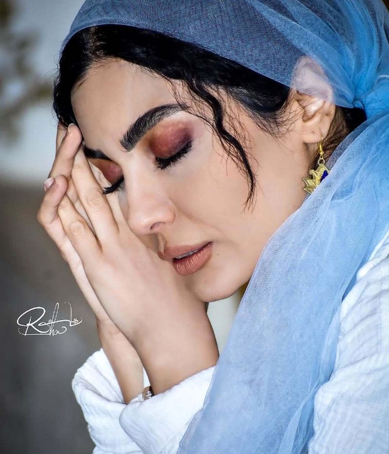 عکس | صحرا اسداللهی با این استایلش چشمها را خیره کرد! عکس | صحرا اسداللهی با این استایلش چشمها را خیره کرد!
