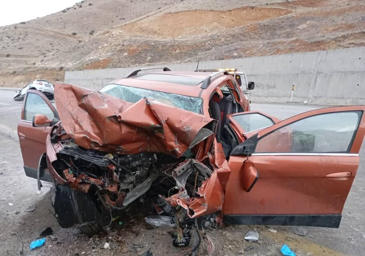 تصادف مرگبار در بزرگراه حکیم؛ راننده تویوتا جان باخت