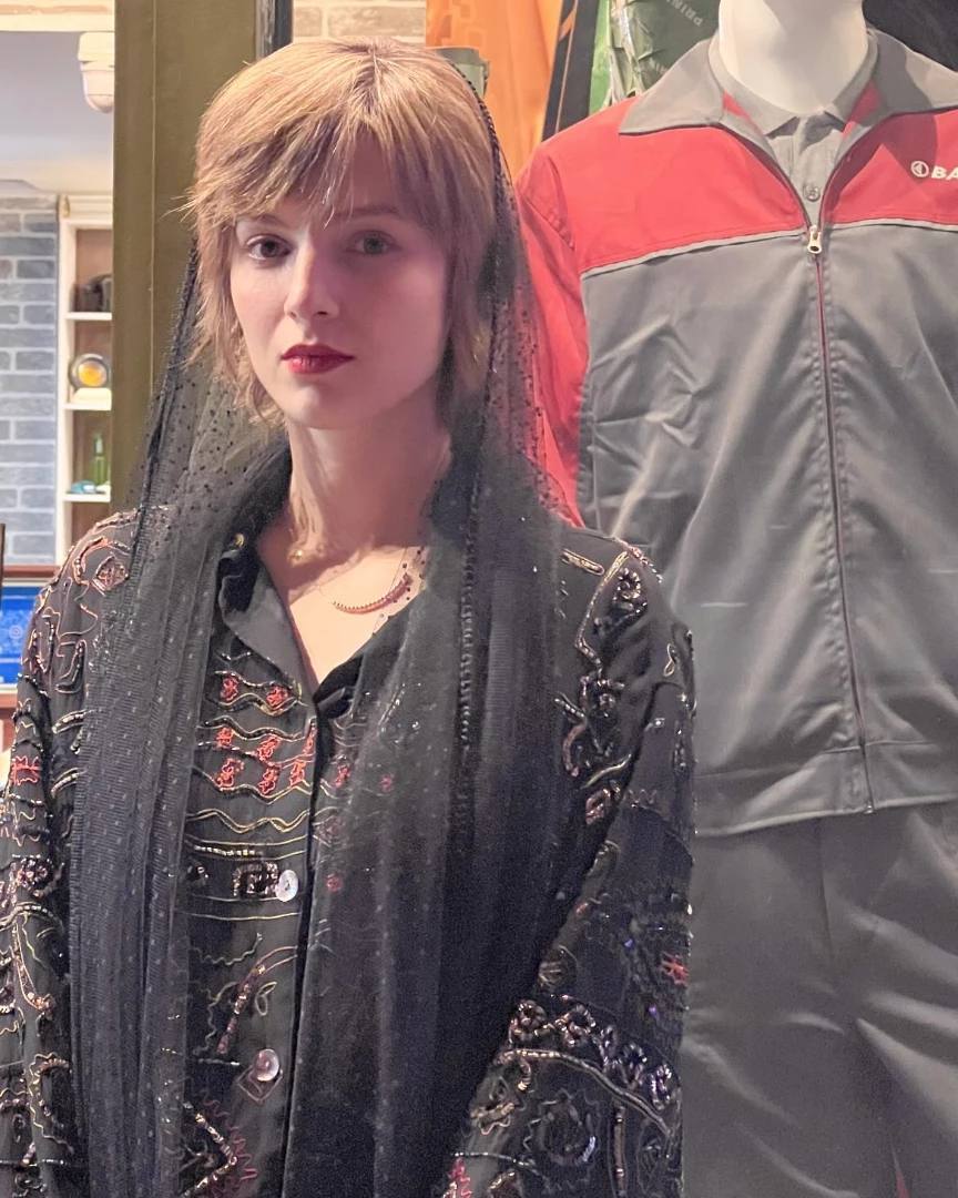 عکس | بازیگر نقش «شیرین» در تاسیان با استایلی جدید و به روز!