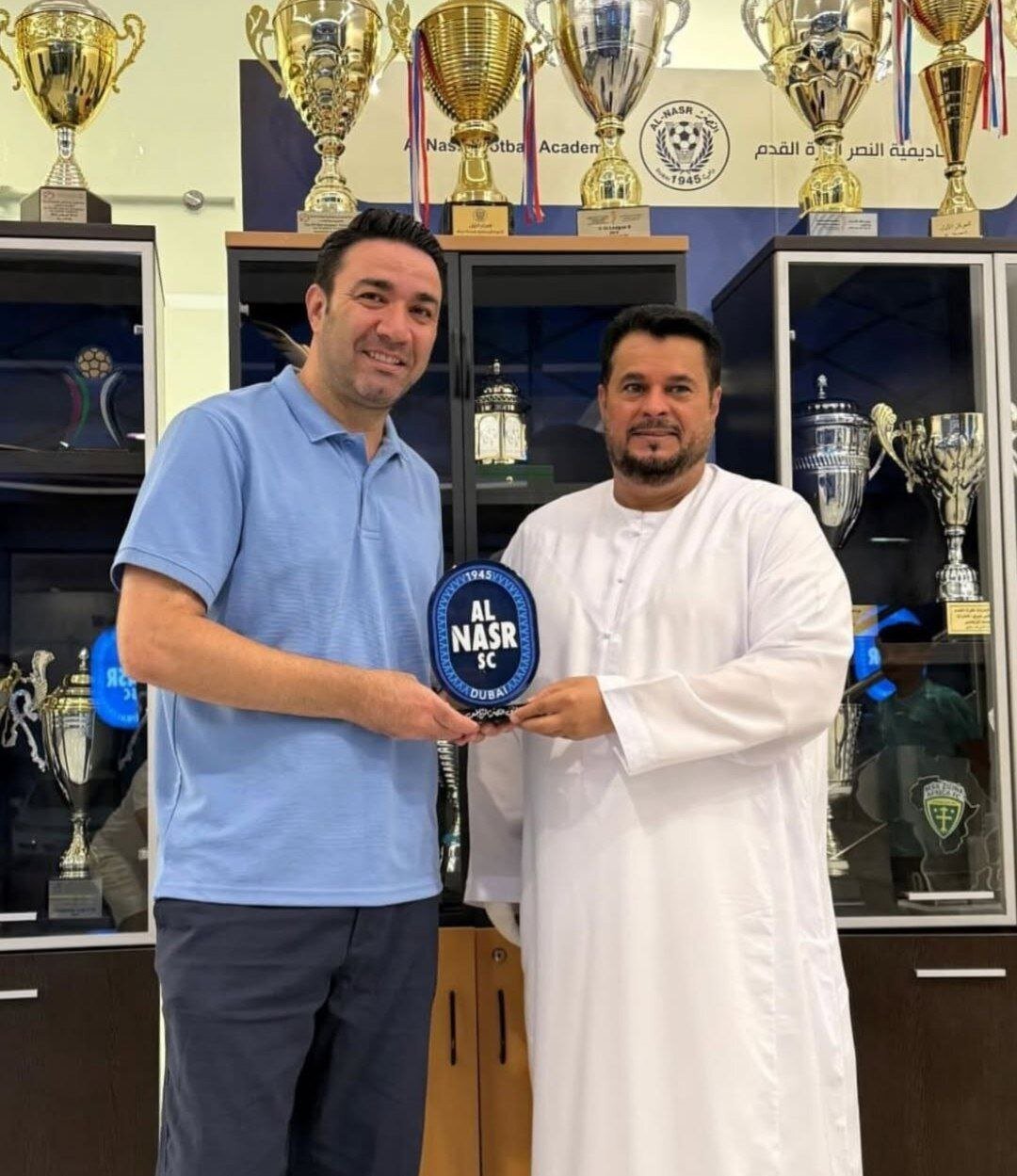 عکس | جواد نکونام برای مربیگری به النصر امارات رفت؟!