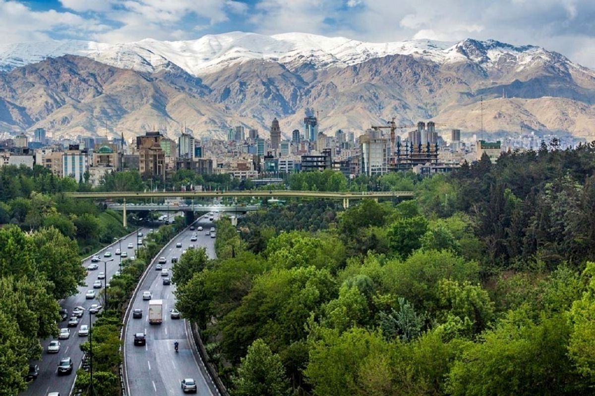 کیفیت هوای تهران امروز یکشنبه ۳۱ فروردین ۱۴۰۴ | هوای تهران قابل قبول است