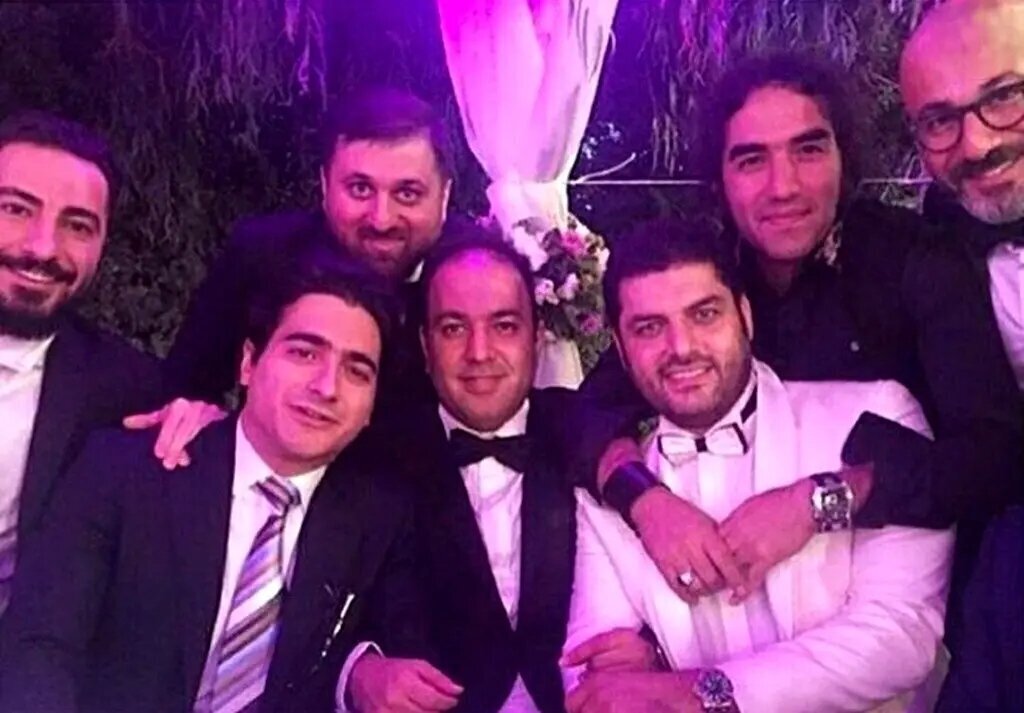عکس | تصویری جذاب از مراسم عروسی سام درخشانی: از همایون شجریان تا محمد نویدزاده