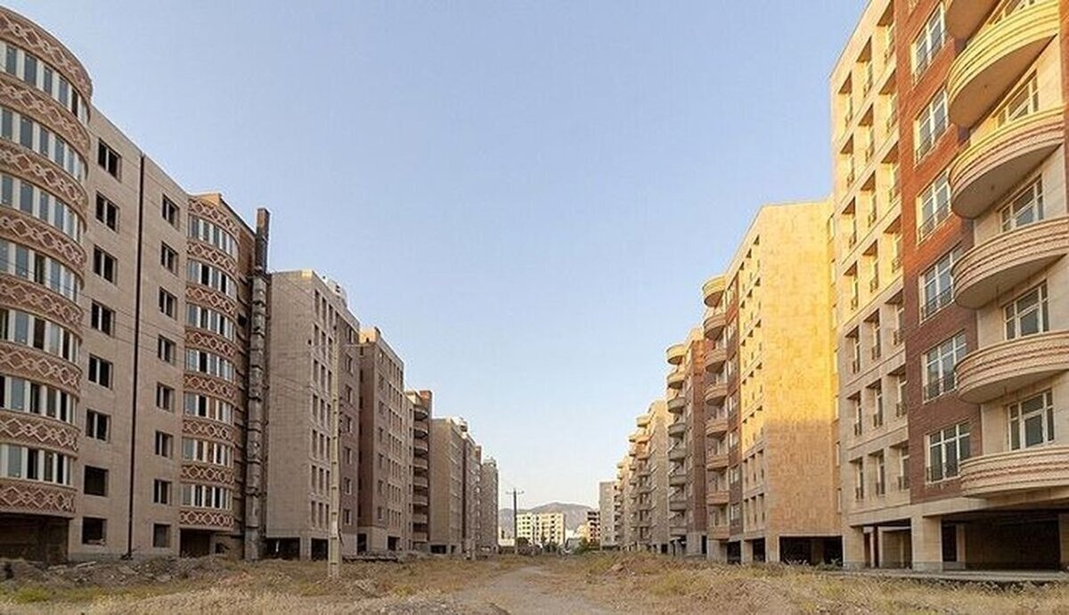 چه کسانی از پروژه‌های نهضت ملی مسکن حذف شدند؛ چه افرادی جایگزین می‌شوند؟