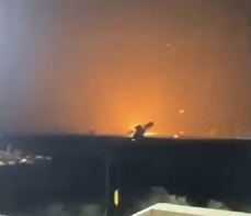 حمله موشکی آمریکا به بندر کاراکاس + ویدیو