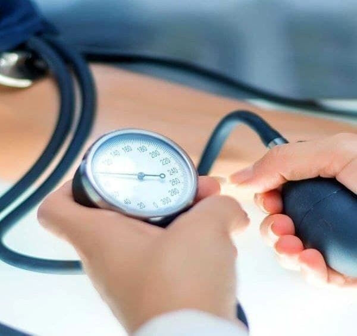 مبتلایان به فشار خون بالا لب بع این مکمل‌ها نزنند