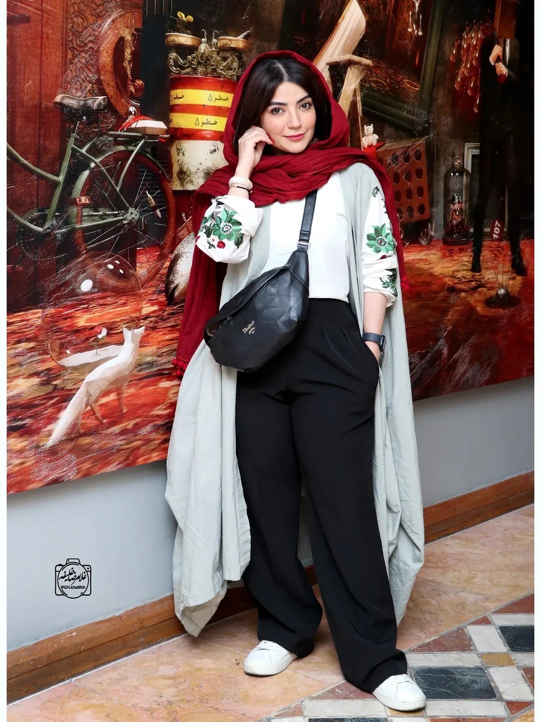 عکس | تصاویری از بازیگران در مراسم گلاب آدینه | استایل بهنوش طباطبایی و صدف اسپهبدی سوژه شد