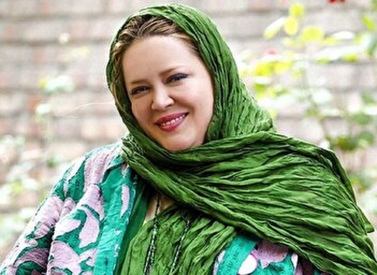 عکس | بهاره رهنما با تیپ خانگی!