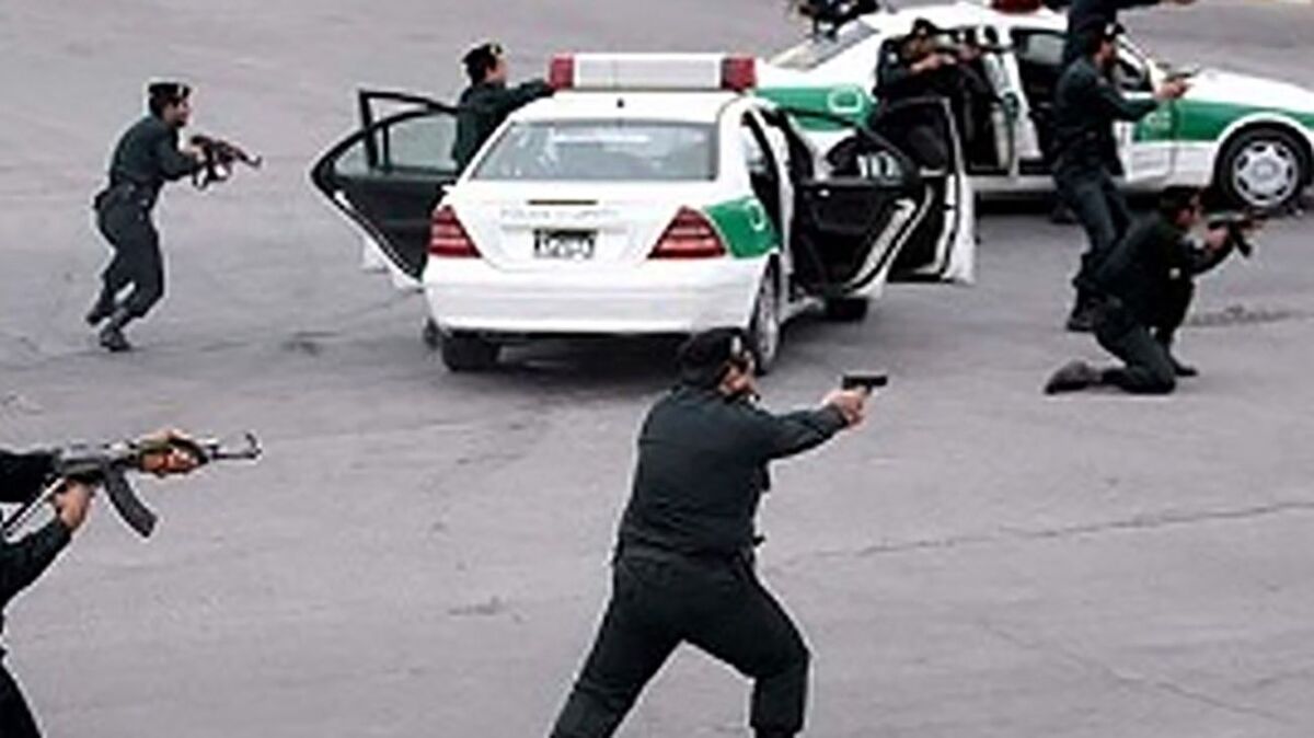 درگیری مسلحانه اشرار با پلیس ایرانشهر | ۴ پلیس مجروح شدند