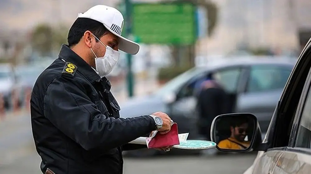 برخورد با حرکات نمایشی در معابر شهری | توقیف ۳ ماهه گواهینامه این رانندگان متخلف
