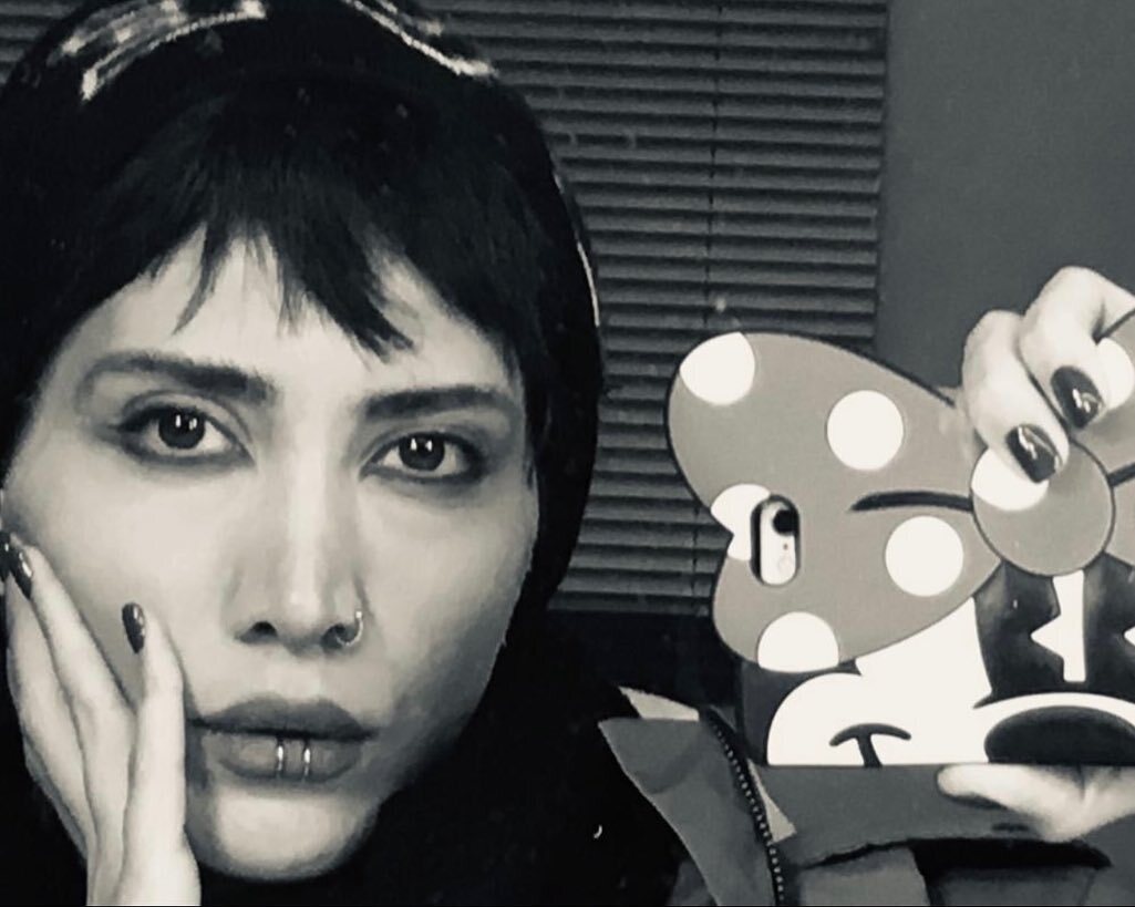 عکس | تیپ عجیب نیکی مظفری باورکردنی نیست!