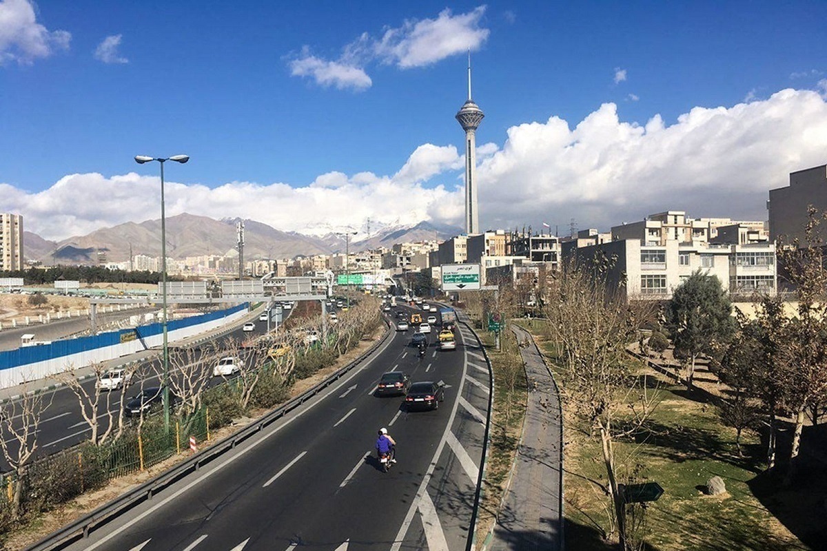کیفیت هوای تهران امروز سه شنبه ۲۳ اردیبهشت