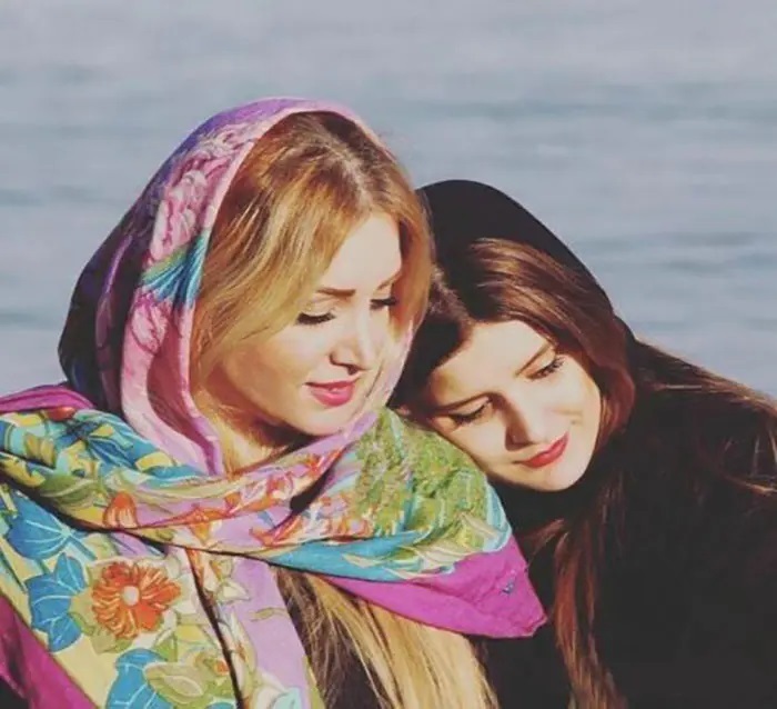 عکس | تصویر همسران دو بازیکن معروف استقلال که باجناغ هستند! عکس | تصویر همسران دو بازیکن معروف استقلال که باجناغ هستند!