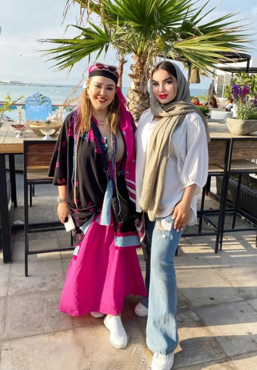 عکس | کیش گردی بهاره رهنما با استایل بهاری عکس | کیش گردی بهاره رهنما با استایل بهاری