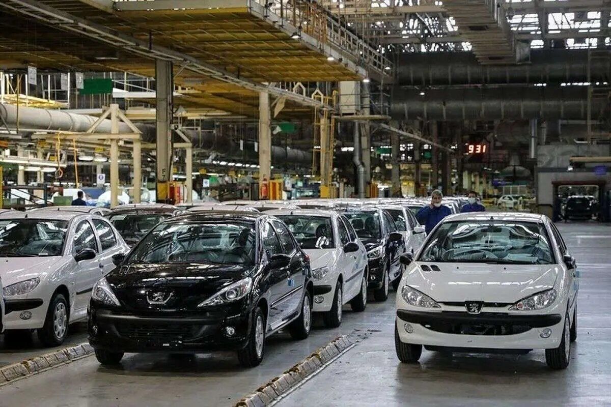 قیمت خودرو‌های داخلی امروز دوشنبه ۸ اردیبهشت ۱۴۰۴ | کاهش قیمت برخی خودرو‌ها + جدول