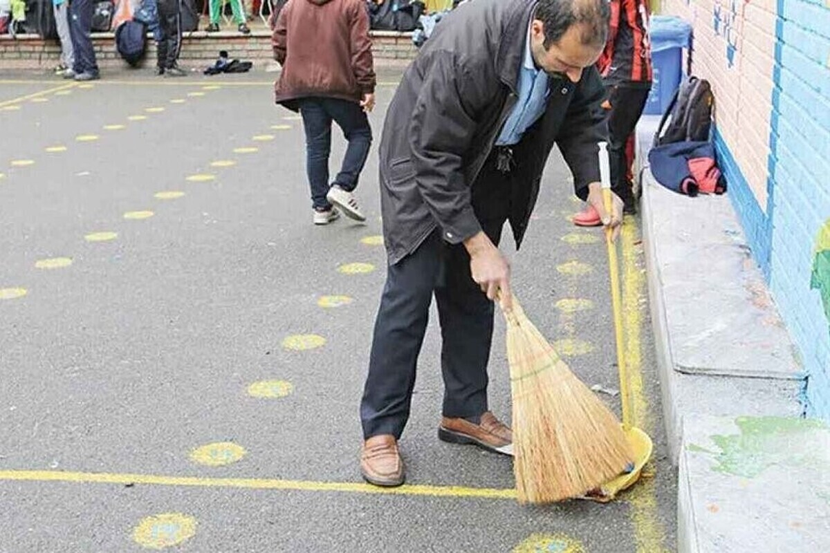 استخدام خدمتگزاران برای اولین بار