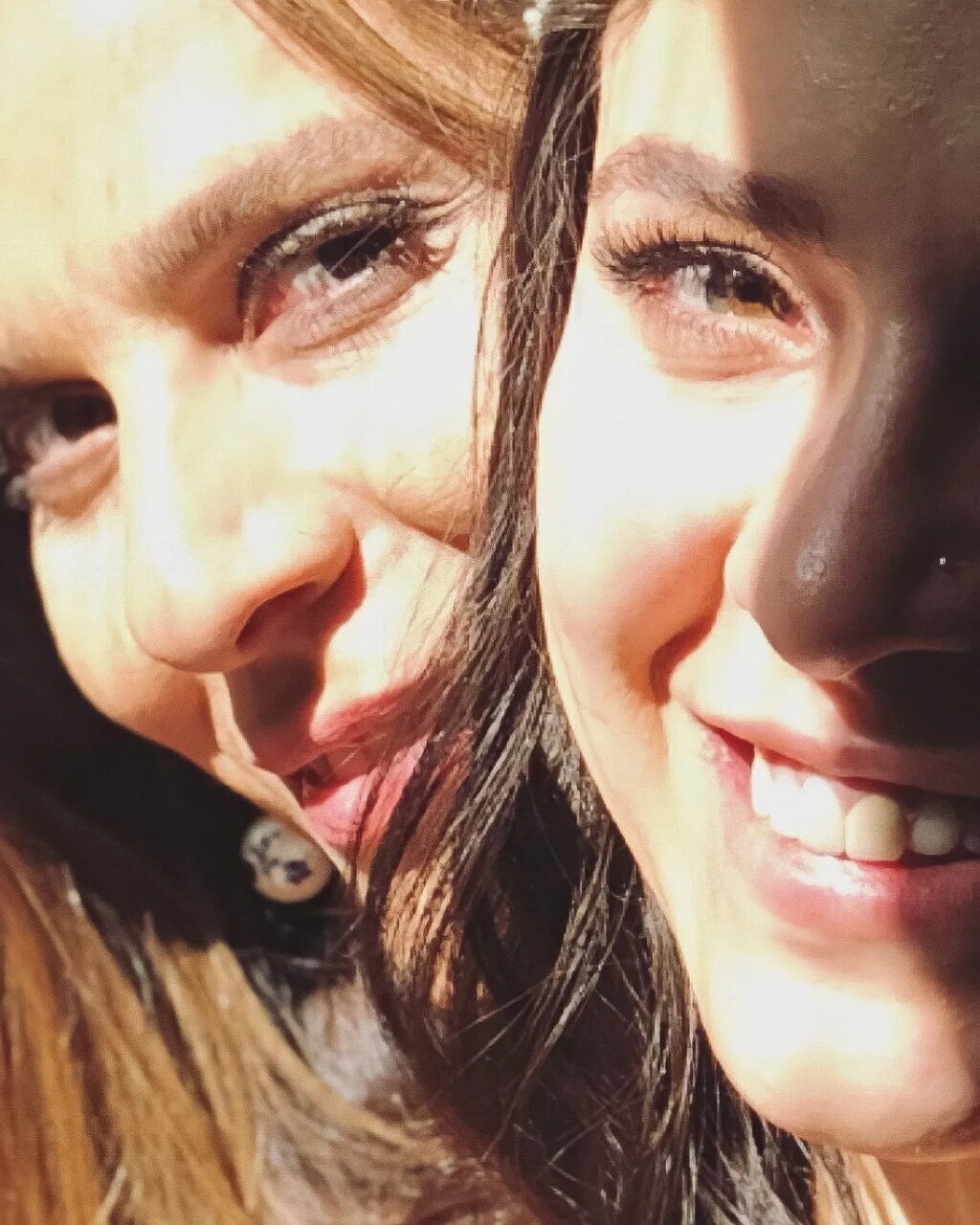 عکس | شباهت سحر دولتشاهی به خواهرش باورنکردنی است! عکس | شباهت سحر دولتشاهی به خواهرش باورنکردنی است!