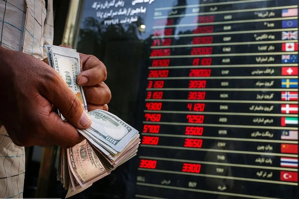 قیمت دلار و یورو در صرافی ملی امروز شنبه ۱۰ خرداد