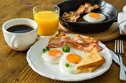 چه ساعتی بهترین زمان برای خوردن صبحانه است؟