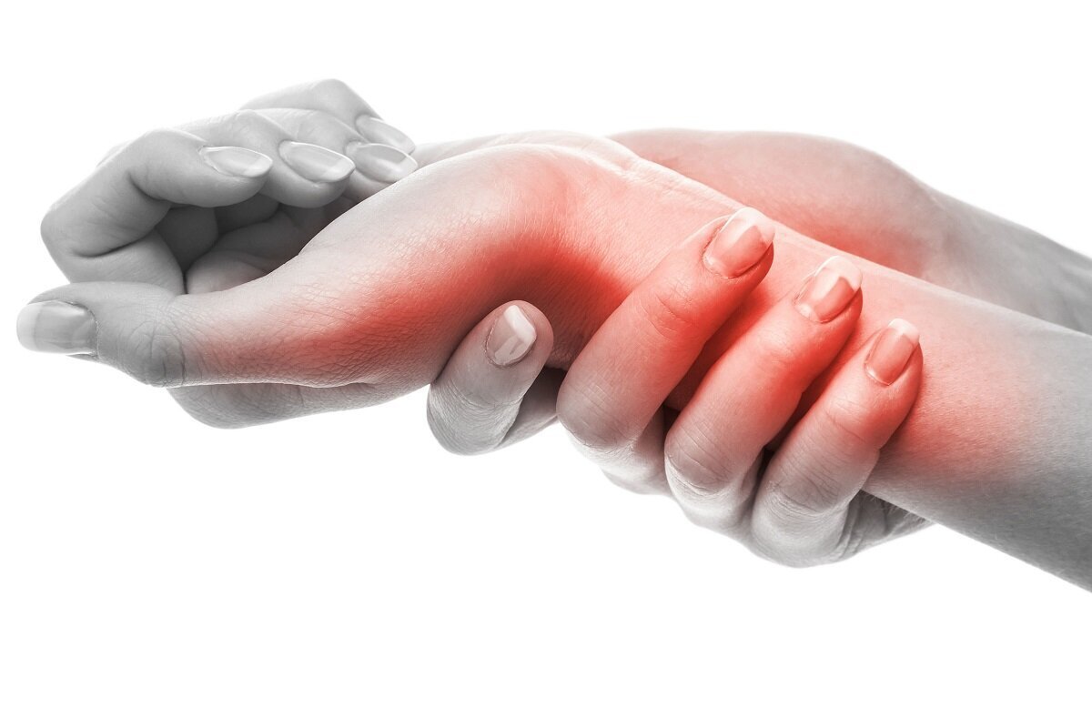 درد مچ دست چه دلایلی دارد؛ چطور درمان کنیم؟