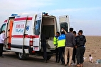 با واژگون شدن یک دستگاه لیفان، مادر و کودک از خودرو به بیرون پرتاب شدند