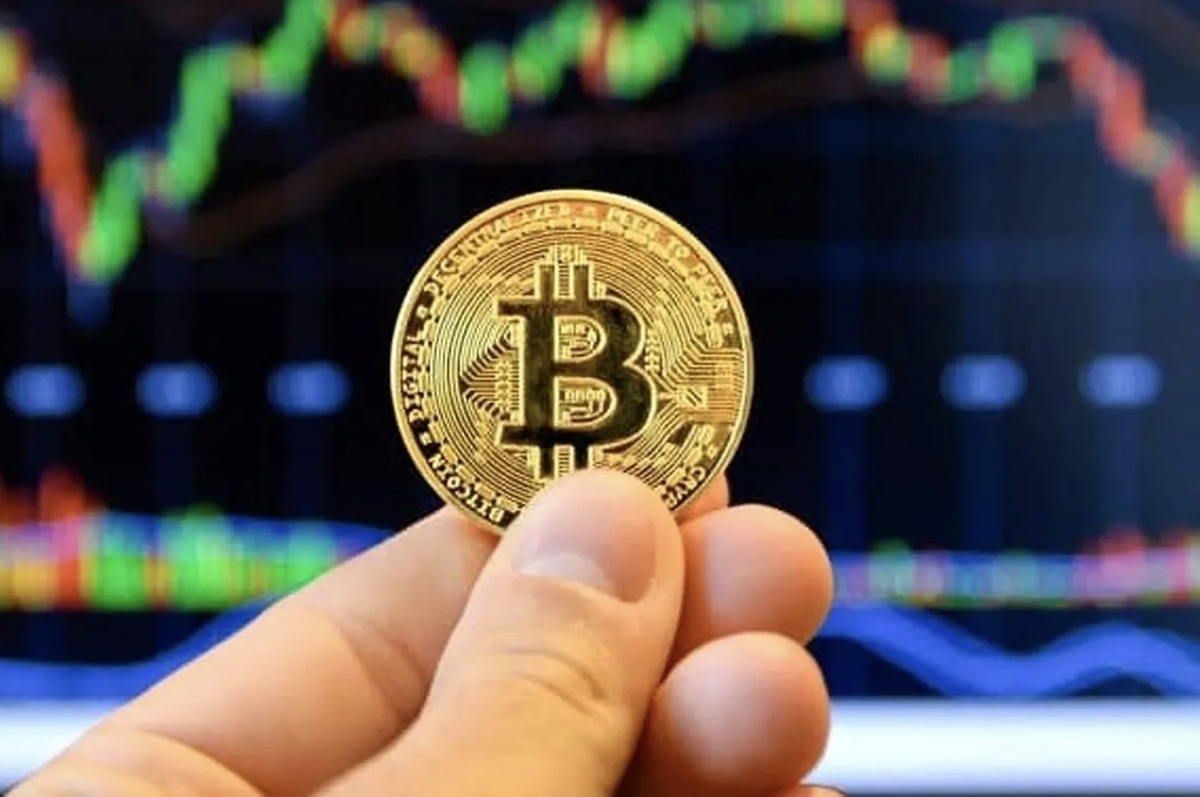 قیمت بیت کوین و اتریوم امروز سه‌شنبه ۲۴ تیر ۱۴۰۴ + جدول