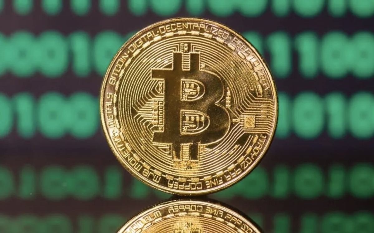 قیمت بیت کوین امروز دوشنبه ۲۴ شهریور ۱۴۰۴ + جدول